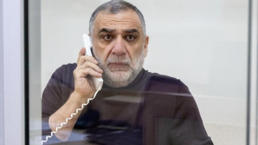 Ինչպես Ռուբեն Վարդանյանի հեռախոսը Բաքվում անջատեցին և թույլ չտվեցին կոչով դիմել Ադրբեջանի ՄԻՊ-ին