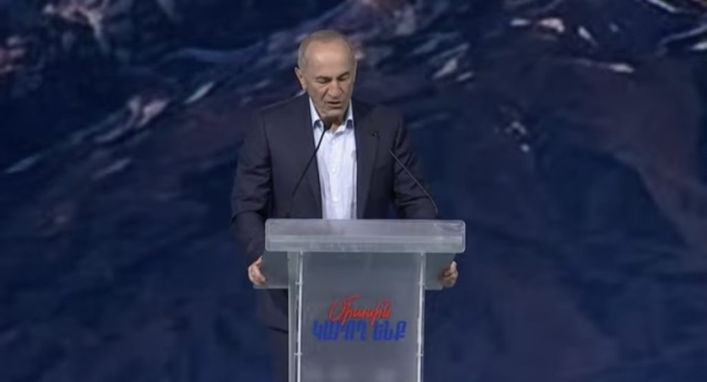 Պետք է պատասխանատվության ենթարկվեն նրանք, ովքեր պատասխանատու են մեր հազարավոր հերոսների մահվան համար. Ռոբերտ Քոչարյան