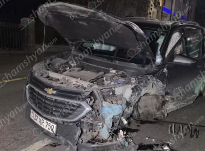 Ավտովթար՝ Երևանում. Հերացի փողոցում բախվել են «Chevrolet»-ն ու «Opel Zafira»-ն. կա 5 վիրավոր