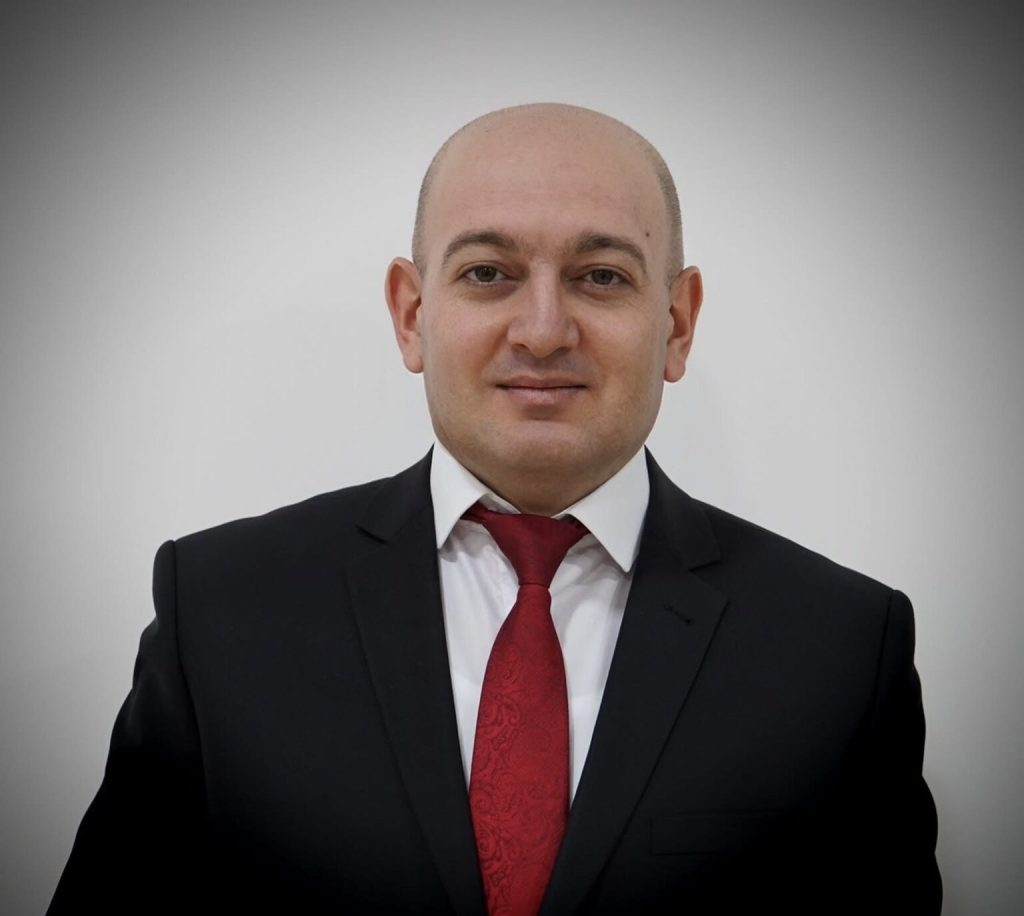 Անբարեխիղճ իրավակիրառ պրակտիկան խաթարում է արդարադատությունը»․ Lratvutyun.am-ի բացառիկ հարցազրույցը փաստաբան Ռոման Ահարոնյան-ի հետ
