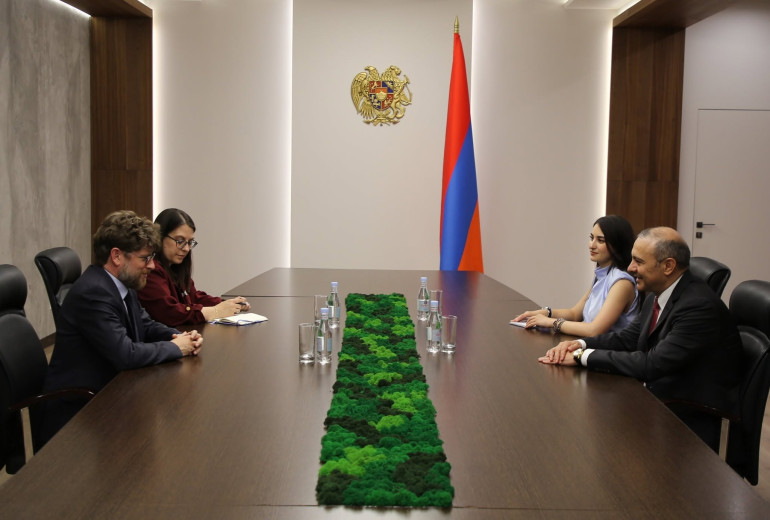 Արմեն Գրիգորյանն ու ՀՀ-ում Ֆրանսիայի դեսպանը քննարկել են ռազմավարական գործընկերության հետագա ամրապնդումը
